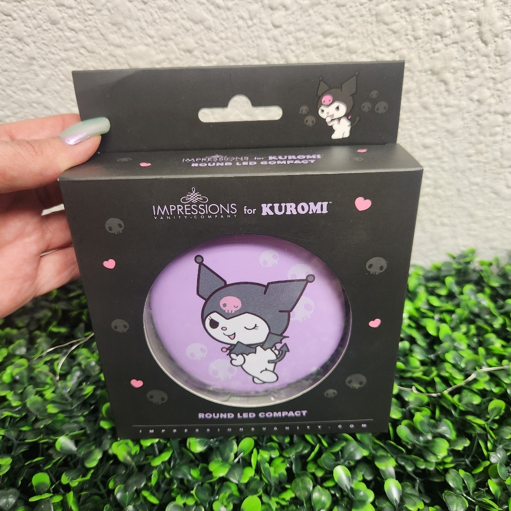 Impressions Vanity Kuromi LED Compact Mirror